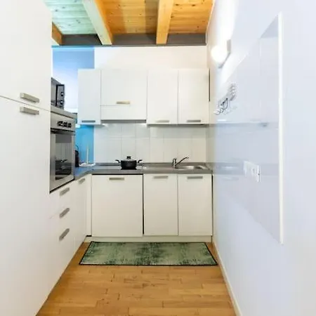 Giotto Elegant Appartement Padua