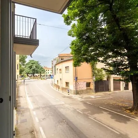 Giotto Elegant Apartman *